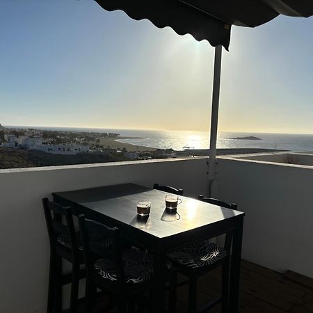 Capital Seaview Apartment Карбонерас Екстериор снимка